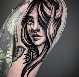 Dotwork styl tetování.