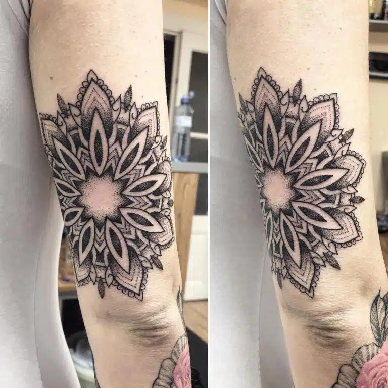 Tetování mandala na paži