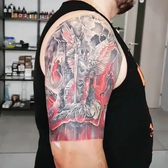 Tetování anděl smrti, bojovník na rameni