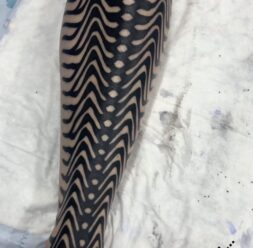 Maorský styl tetování.