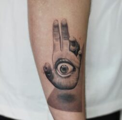 Whipshading styl tetování.