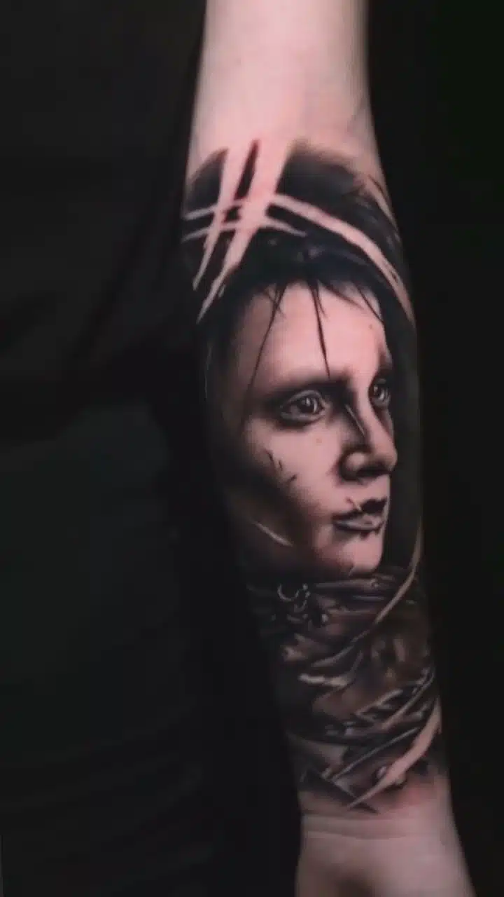 Tetování portrét postavy z filmů a pohádek na předloktí