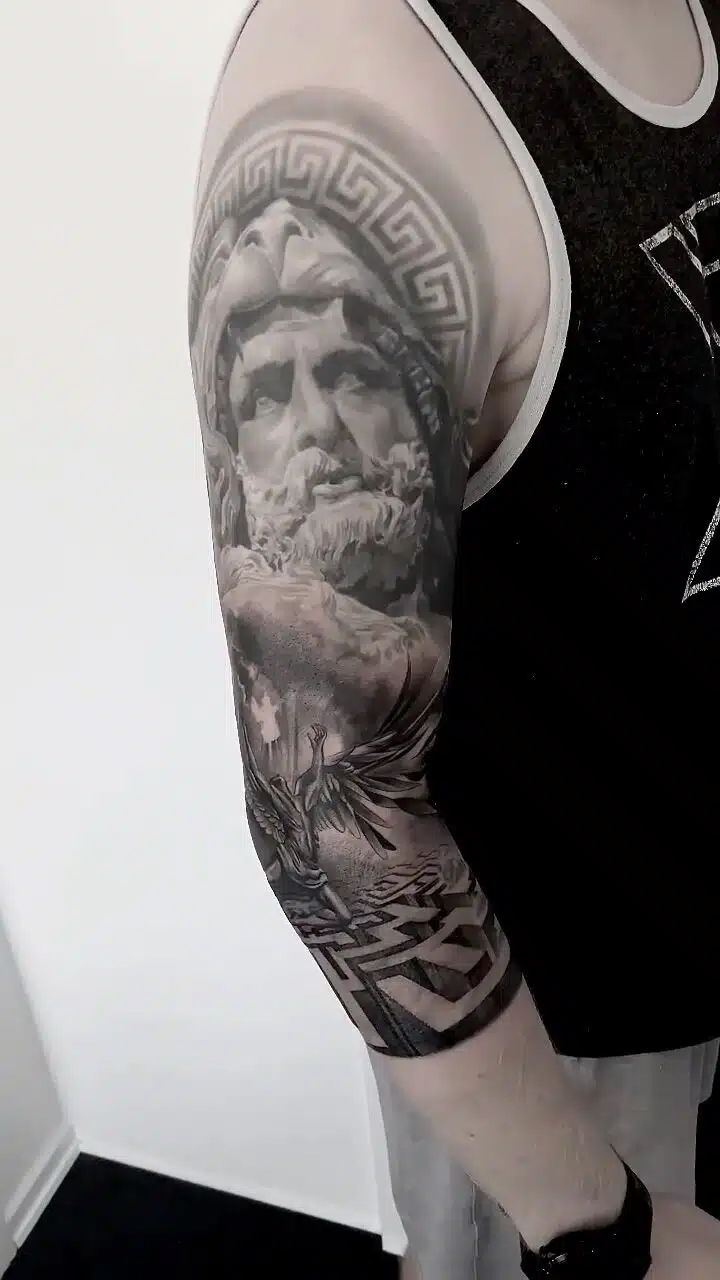 Tetování náboženství, Zeus, anděl, rukáv