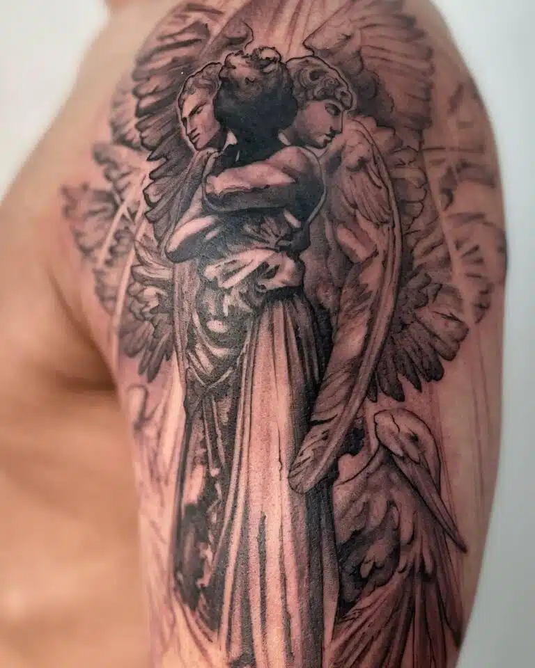 Tetování archanděl na rameni