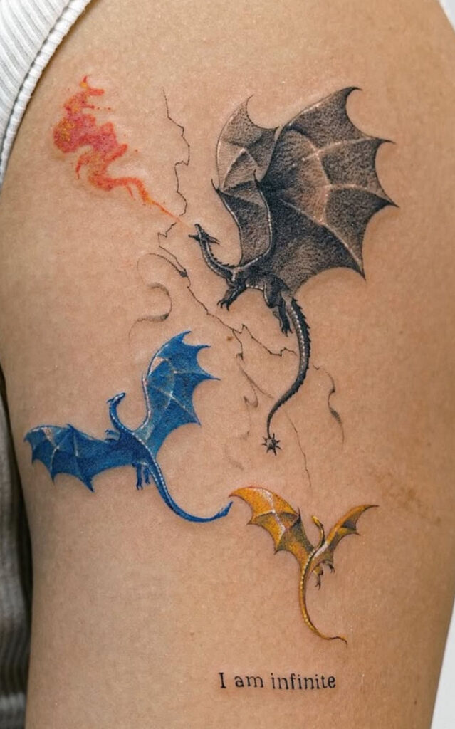 Žlutý, modrý a černý drak.