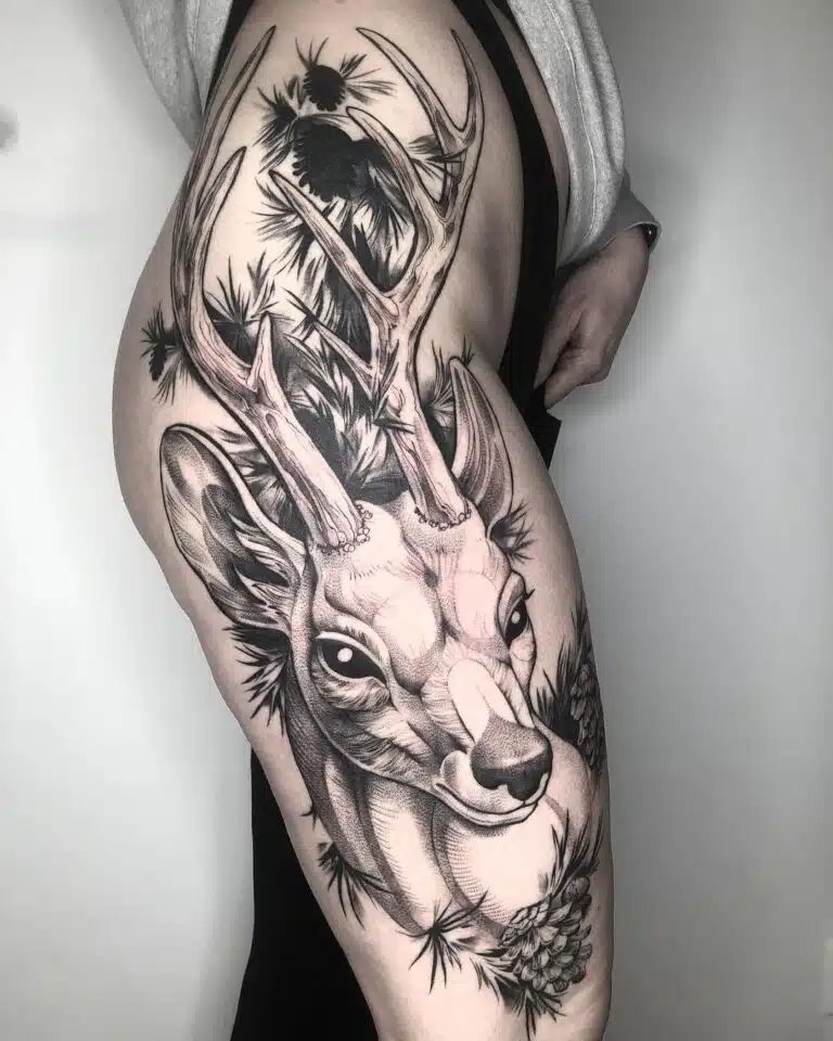 Tetování na stehno, zvířata, jelen