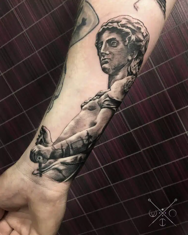 Tetování anděla, archanděl Michael na předloktí