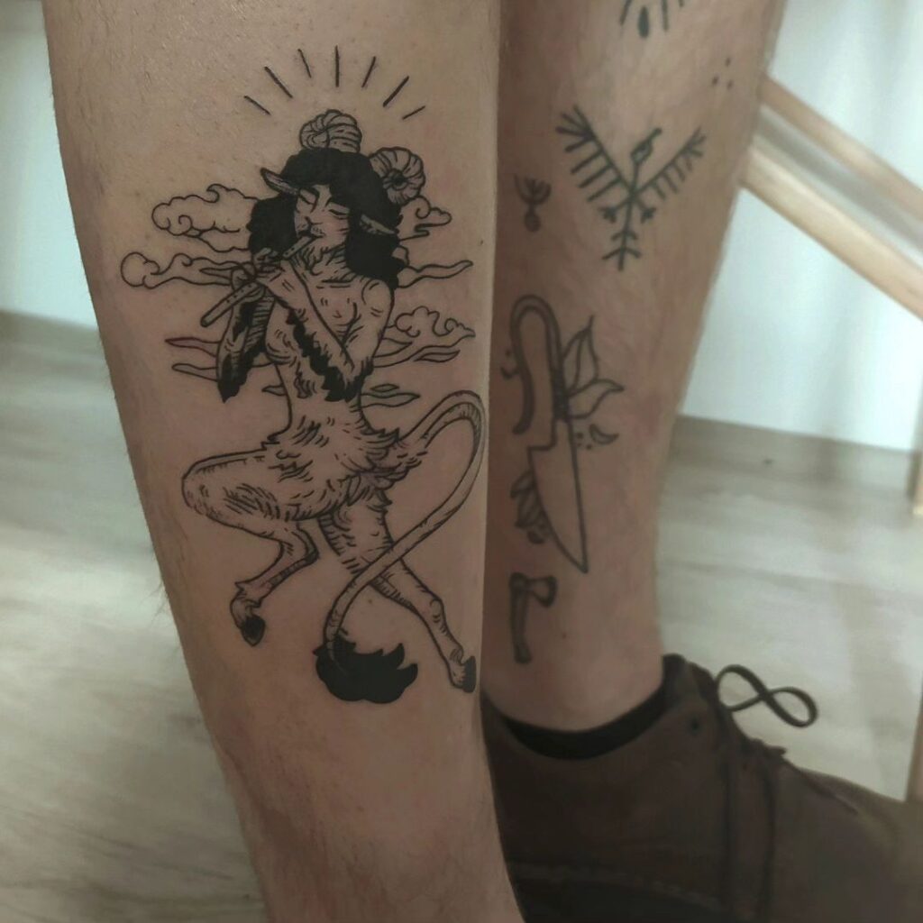 Nadpřirozená bytost Krampus, symbol na holeň