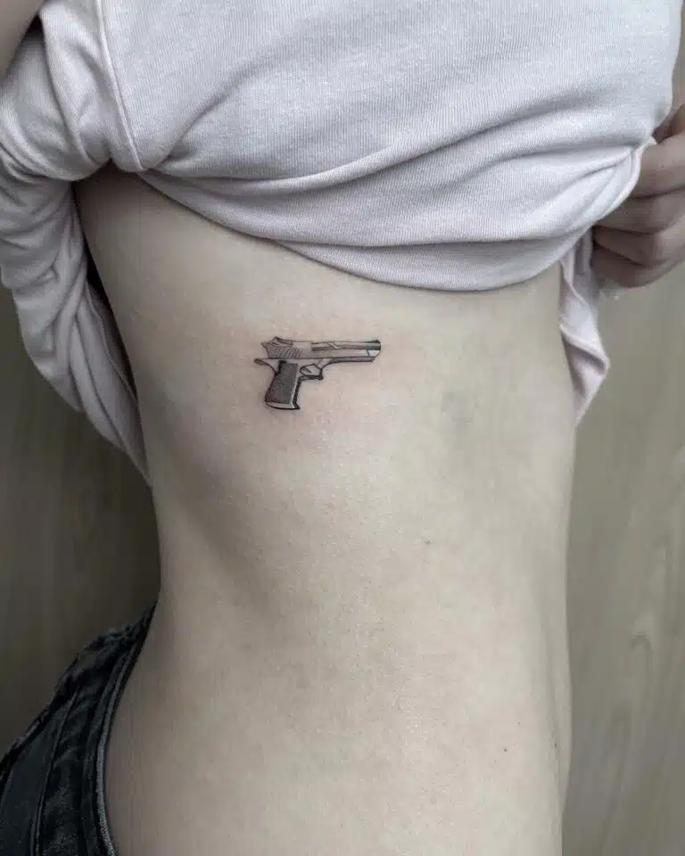 Tetování znaky a symboly, symbol na žebrech