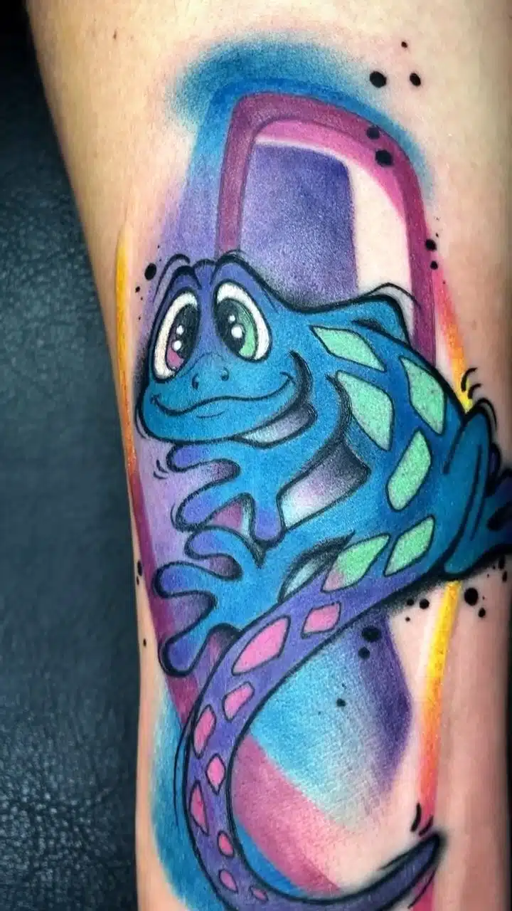 Tetování cover up, ještěrka, zvíře na předloktí