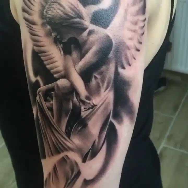 Tetování náboženství, anděl na rameno