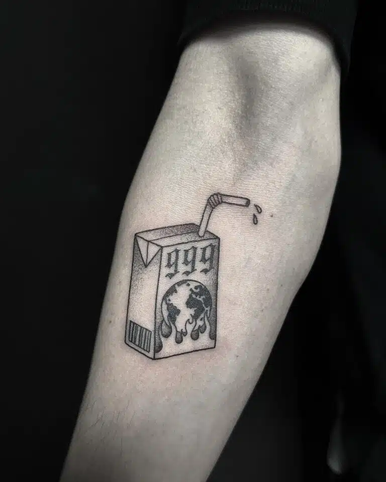 Tetování znaky a symboly, symbol na předloktí