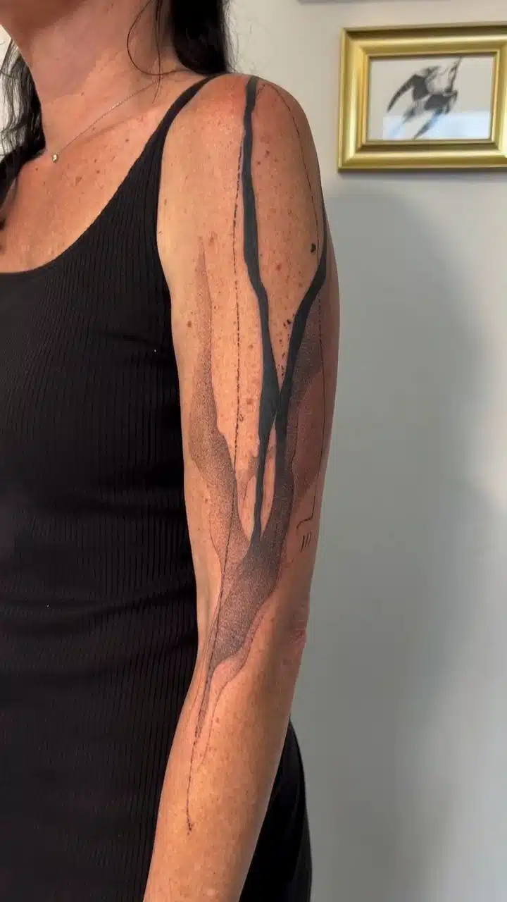 Abstraktní tetování čáry, symboly na ruku