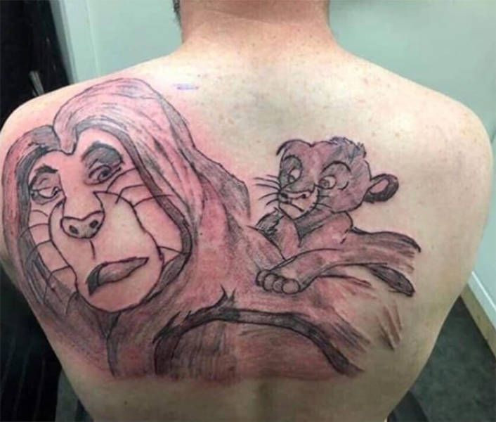 Nepovedené tetování Lion Kinga.