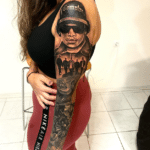 Tattoo dejv tatér.