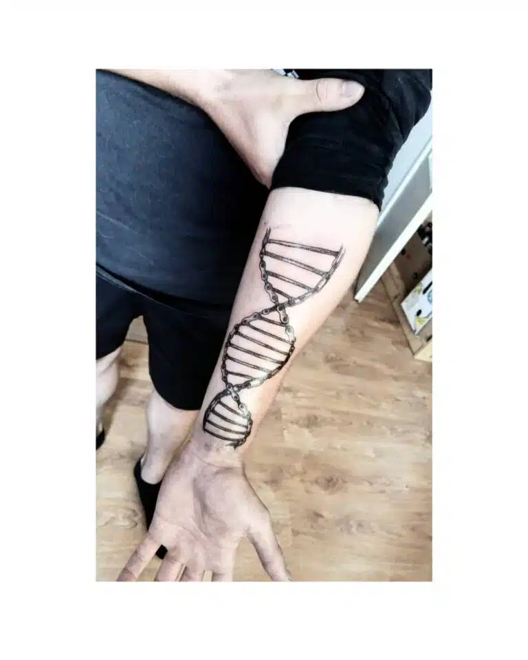 Tetování symbol, dna na předloktí