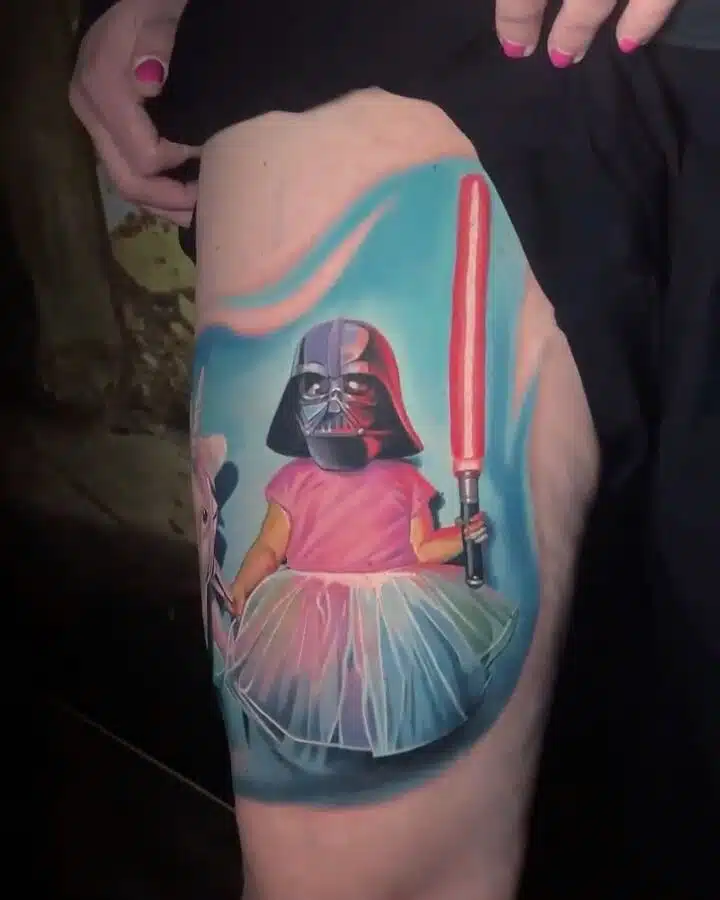 Tetování z filmů a pohádek, Star Wars postavička a jednorožec na stehně