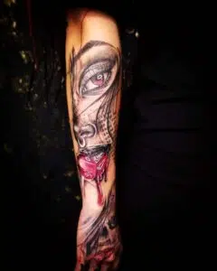 Dee_tattoo