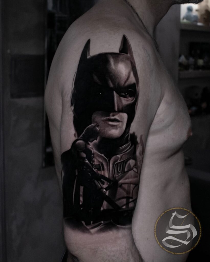 Tetování z filmů a pohádek, Batman na paži