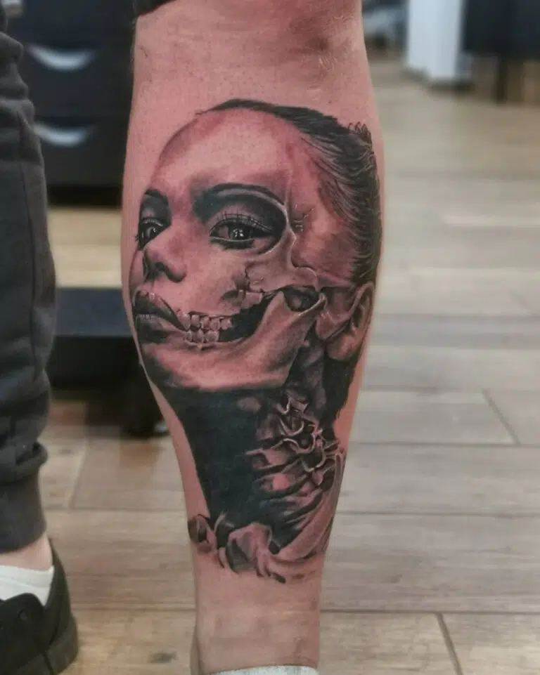 Tetování žena Muerte na lýtko