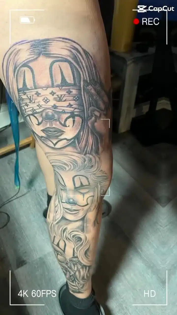 Tetování ženy na nohu