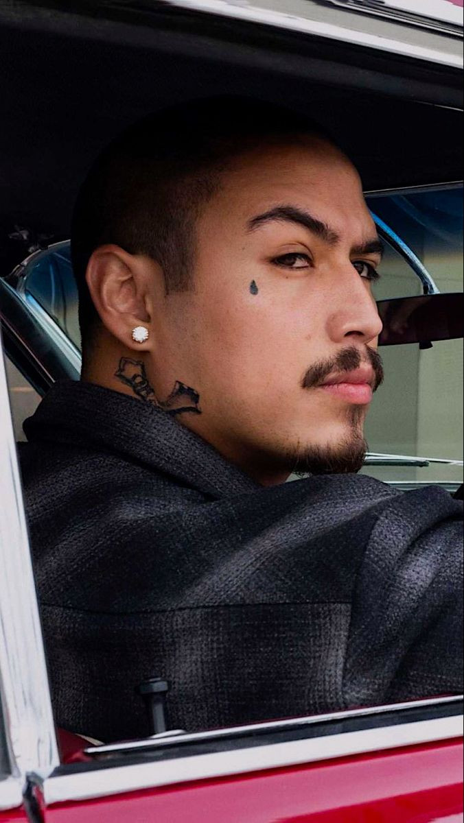 Mexičan se slzou pod okem.