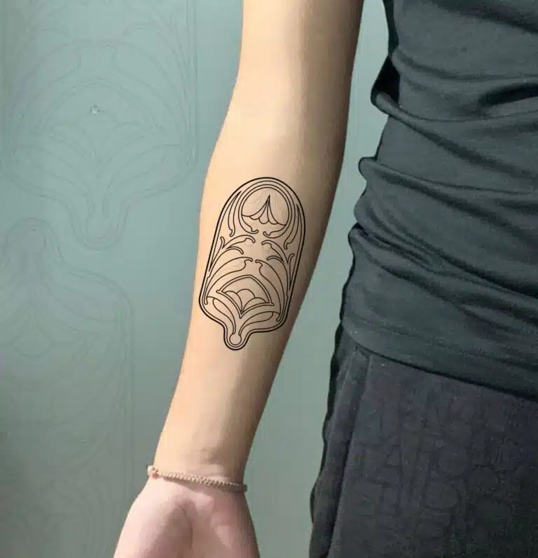 Tetování ornament na předloktí