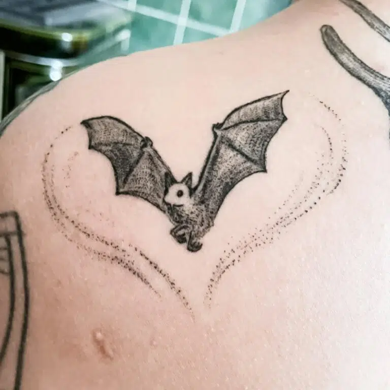 Tetování zvíře, netopýr na lopatce
