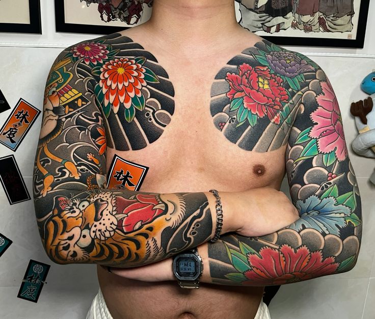 Barevné irezumi tetování.