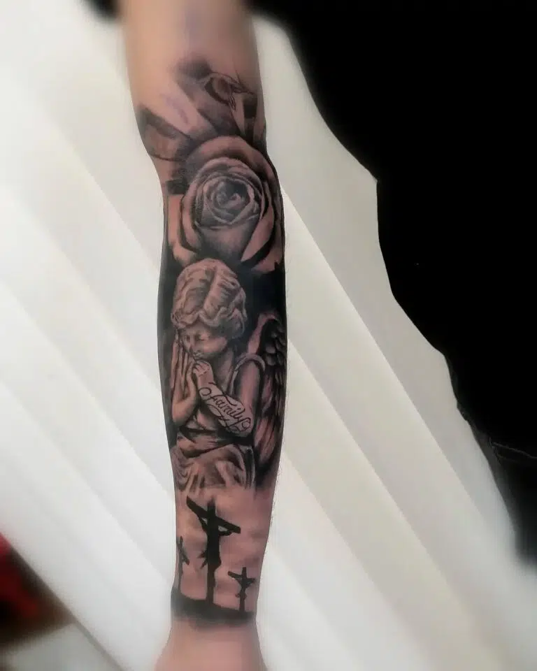 Tetování anděl a růže na ruku