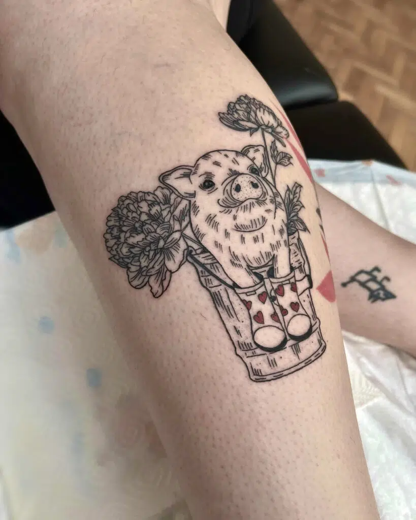 Tetování zvíře, prase na lýtku