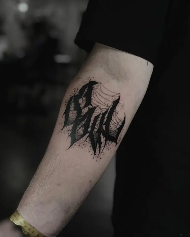 Tetování nápis na předloktí