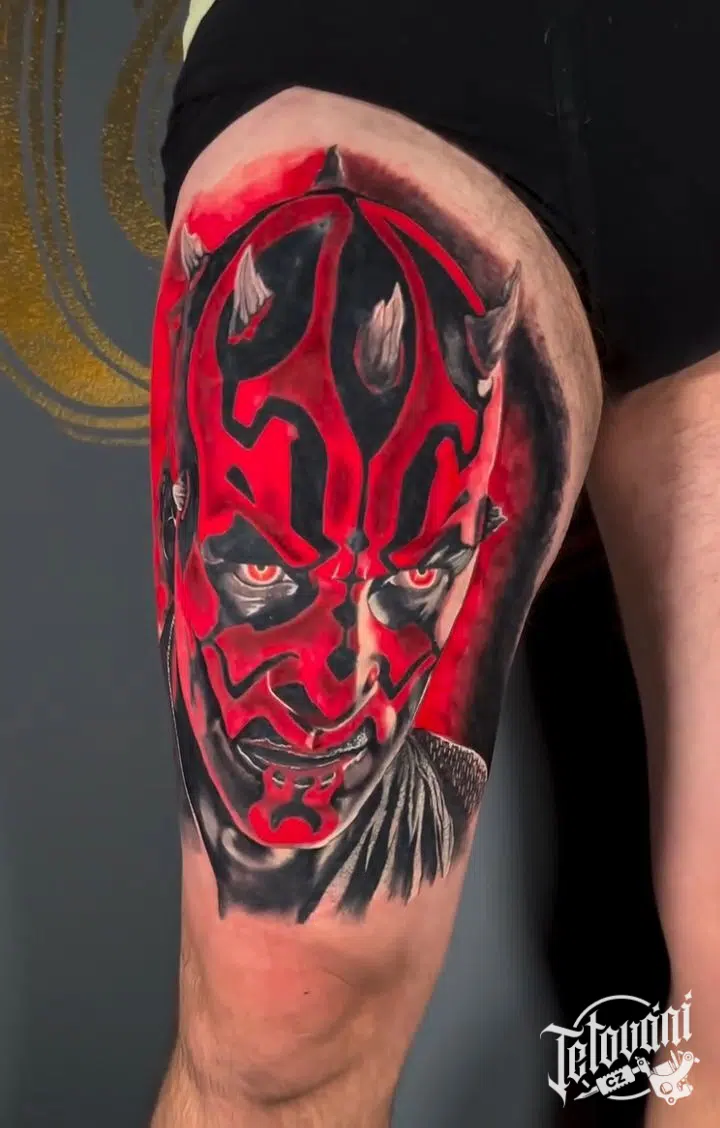 Tetování z filmů a pohádek Star Wars na stehno