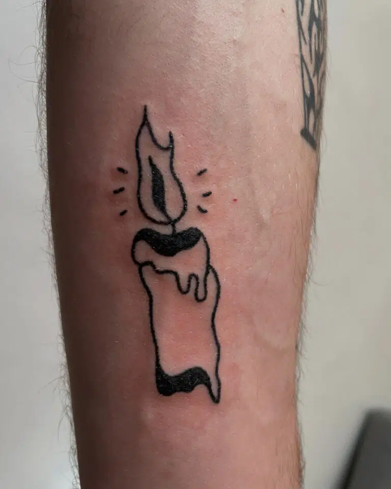 Tetování oheň na předloktí