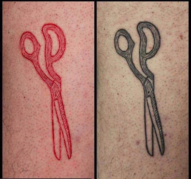 Cutting a branding nůžek na kůži.