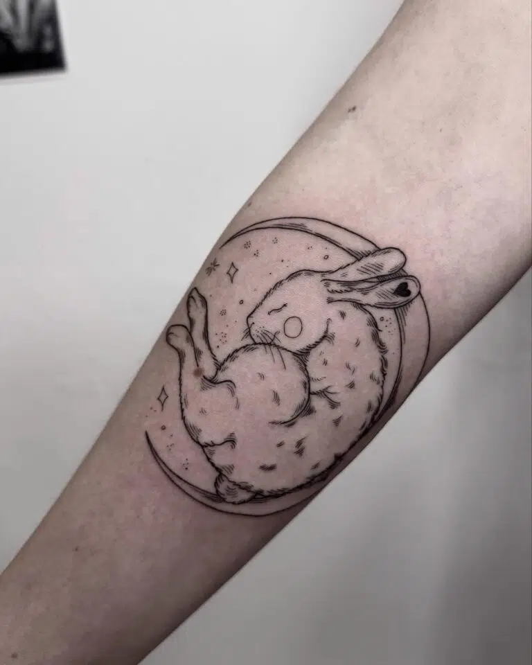 Tetování zvíře, králík na předloktí