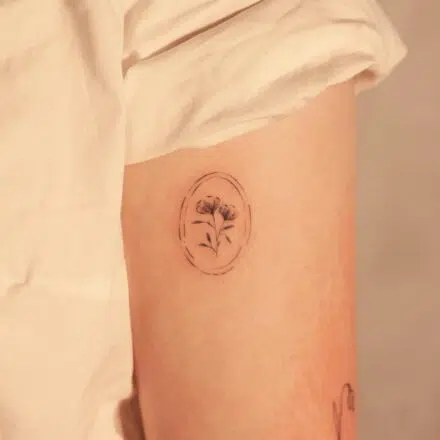 Tetování symbol na rameno