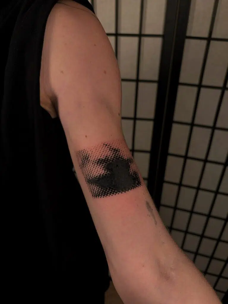 Tetování symbol, tvar na rameno